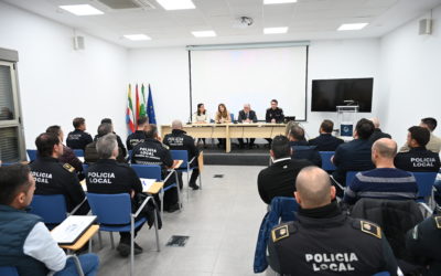 Imagen de La alcaldesa destaca la elevada participación registrada en la jornada de formación ‘Actuación operativa de la Policía Local en Semana Santa’