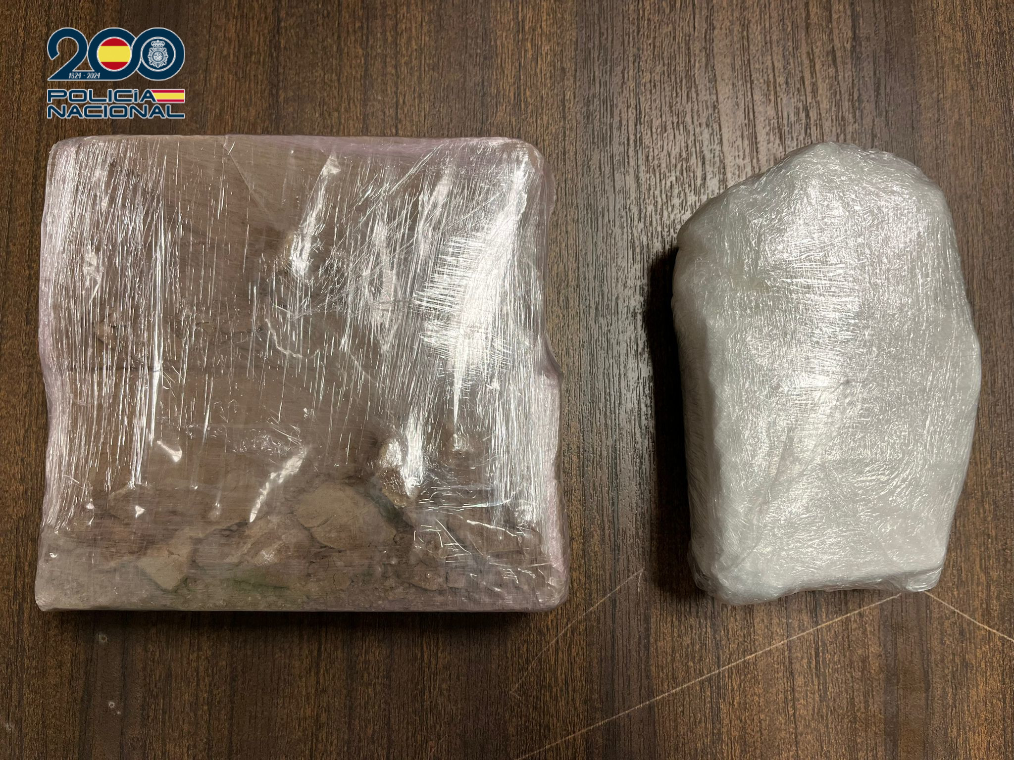 Imagen de La Policia Nacional de Andujar detiene a un hombre de Linares  de 38 años con antecedentes que ocultaba 1 kg de heroina y 370 gramos de cocaina